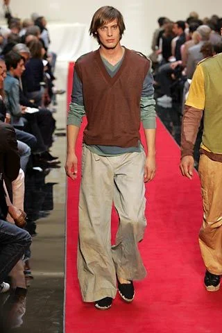 Look 16